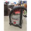 Image 5 : Ridgid 16 Gallon Shop Vacuum, 6.25 HP, Working