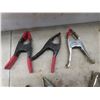 Image 7 : 10 Aluminum Swivel Coupler Clamps & 16 Metal Spring Clamps - Different Sizes