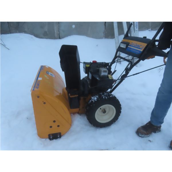 Cub Cadet 10.5 HP Snowblower With 30" Cut And Electric Start, Running