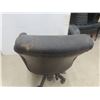 Image 6 : Office Chair With Tilt, Lift, And Swivel