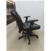 Image 9 : Office Chair With Tilt, Lift, And Swivel