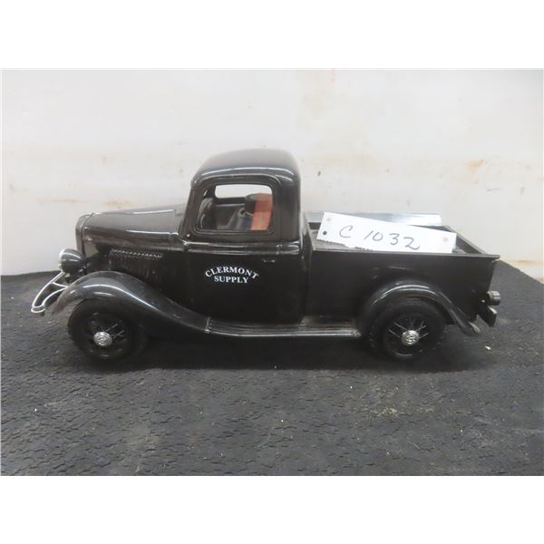 Jim Beam Clermont Supply 1930s Ford Pickup Truck Decanter