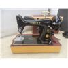 Image 16 : Vintage Singer Electric Sewing Machine Model 15-90 With Accessories and Manual