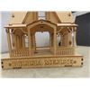 Image 8 : Wooden Laser-Cut Doll House 12" x 9" x 12" With Picture Frame