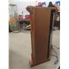 Image 3 : Electric Fireplace Model HEF22 With Wood Surround 40" x 46" x 16" With Remote, 12 Amps