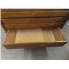 Image 4 : Three-Drawer Dresser 31 1/2" x 36" x 17"