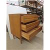 Image 5 : Three-Drawer Dresser 31 1/2" x 36" x 17"