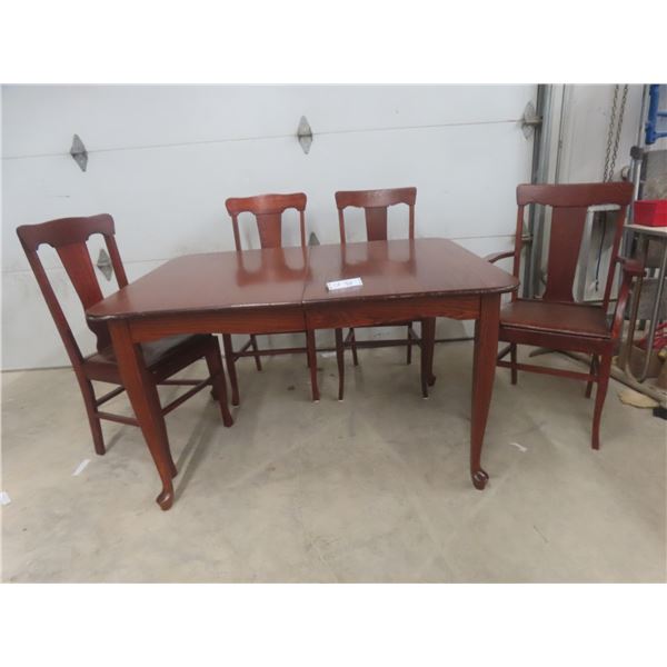 Wood Dining Table With Four Chairs 29" x 50" x 40"