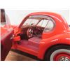 Image 10 : Collectible Die-Cast Models: 1963 Studebaker Avanti and 1949 Jaguar XK120 Approximately "