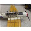 Image 2 : North American T-6 Texan Single Engine Die Cast Metal Airplane 1/72 Scale