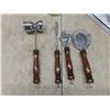 Image 6 : Jack Daniel Sign 21" x 10", Four Piece Bar Tools, Metal Replica Flintlock Pistol Display