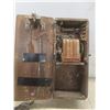 Image 9 : Antique Wood Telephone