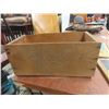 Image 4 : Junior Wood Crate 8" x 18" x 9" and Five Wood Panels From Fruit Crates