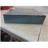 Image 4 : Mallory Duracell Battery Display Case With Glass Top 3" x 16" x 13"