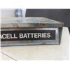 Image 9 : Mallory Duracell Battery Display Case With Glass Top 3" x 16" x 13"