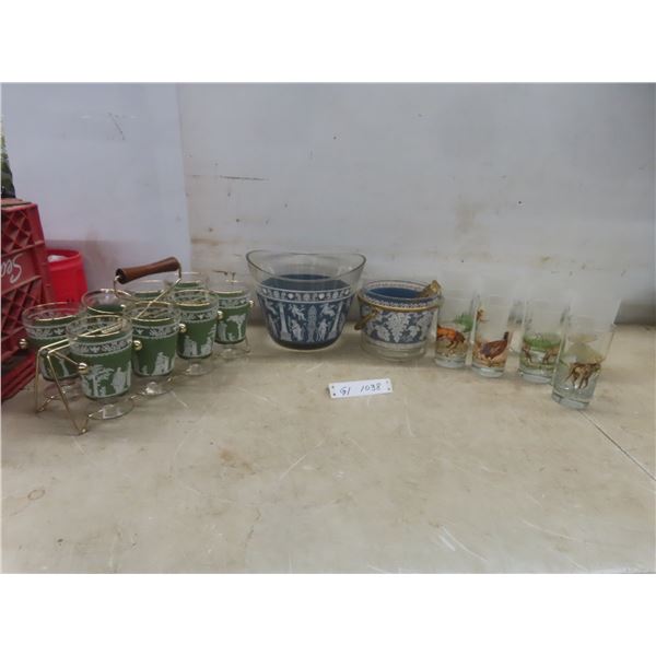 Vintage Jeanette Hellenic Pattern Glass Bowl &  Set of Glasses In Holder, Hazel-Atlas Ice Bucket and