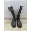 Image 5 : Hardened Steel-Toe Rubber Boots Size 9