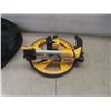 Image 5 : Collapsible Measuring Wheel With Carry Case - New or Store Return