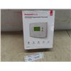 Image 1 : Honeywell Programmable Thermostat Model RTH2510B - New or Store Return