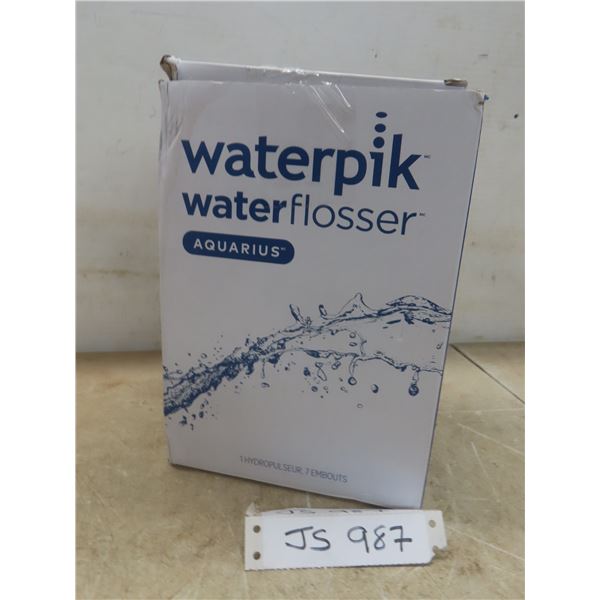 Waterpik Aquarius Water Flosser - New or Store Return