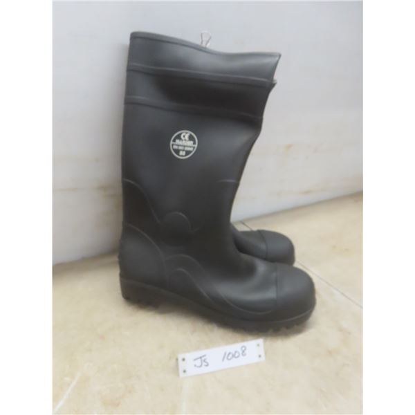 Hardened Steel Toed Rubber Boots Size 8