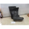 Image 1 : Hardened Steel Toed Rubber Boots Size 11