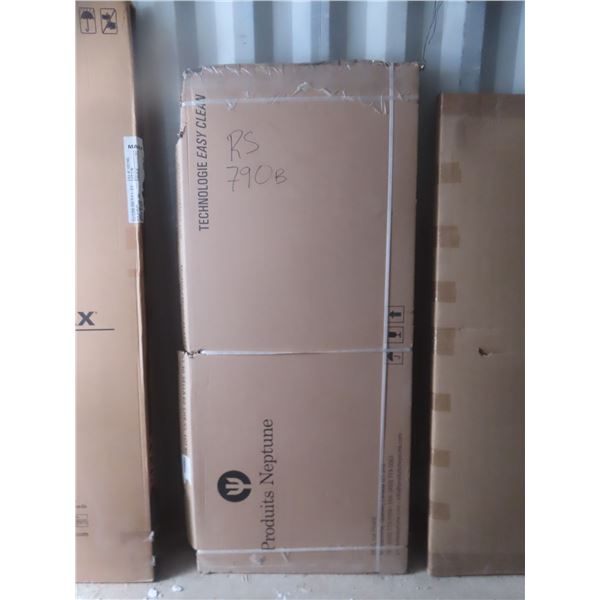 Produits Neptune Shower Door Model 31.1324.062.30 Sella 60 New/Store Return