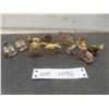 Image 1 : Twelve Red Rose Tea Figurines