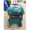 Image 10 : Makita Portable Air Compressor 5.2 Gallon 3 HP