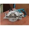 Image 8 : Makita Cordless 36V Circular Saw, No Batteries or Charger