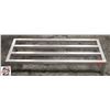 Image 1 : BAILIFF SEIZURE:48" X 20" X 8" ALUMINUM DUNNAGE