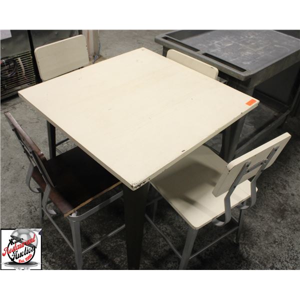 BAILIFF SEIZURE:31.5" X 31.5" X 30" WOOD TOP TABLE