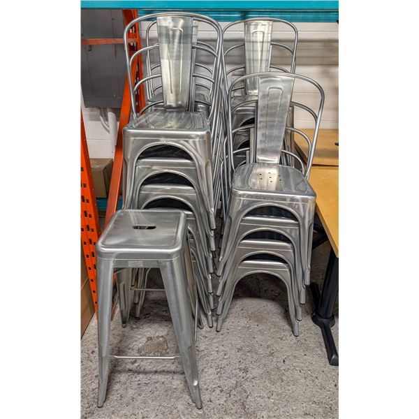 BAILIFF SEIZURE: 22 METAL DINING CHAIRS W/ 1 STOOL