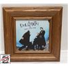Image 10 : SHELF OF ASSORTED BAR WALL DECOR