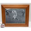 Image 11 : SHELF OF ASSORTED BAR WALL DECOR
