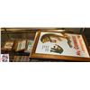 Image 1 : SHELF OF ASSORTED BAR WALL DECOR