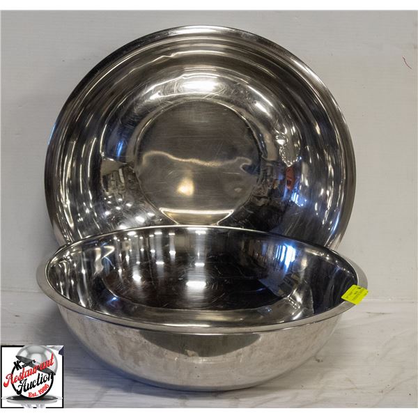 2 STAINLESS STEEL MIXING BOWLS