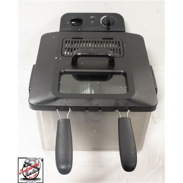 MASTECHEF 4.5L COUNTER TOP DEEP FRYER W/ 2 BASKETS