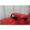 Image 12 : Otaco Minnito Auto Wrecker Pressed Steel Toy Truck, C. 1940s, 16" Long