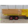 Image 3 : Brunswick Toy Truck, International R190 Flatbed Lumber Hauler, 1/16 Scale, 18 1/2" Long