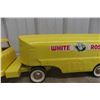 Image 11 : Structo GMC Pressed Metal Truck W/ White Rose Tanker Trailer, C. 1950s, 25" Long