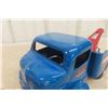 Image 11 : Tonka Classic Pressed Metal Tow Truck, Professionally Restored, C. 1950s, 11" Long