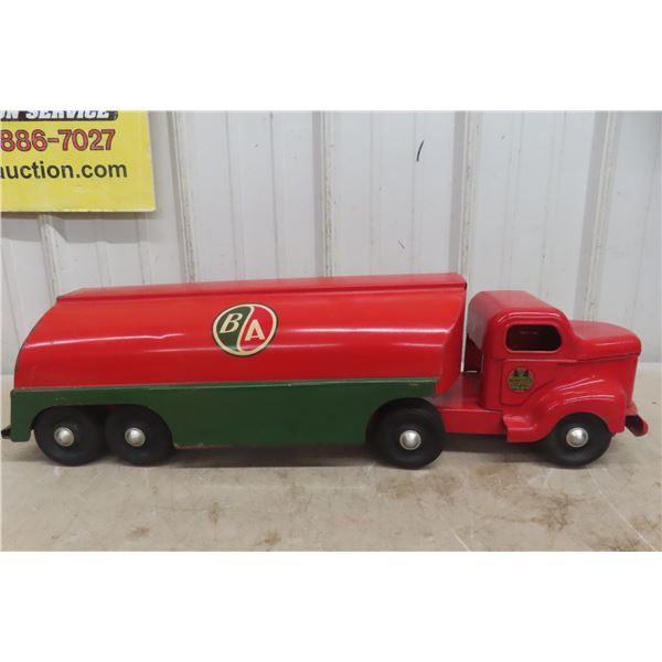 Otaco Minnitoy BA Pressed Metal Tanker Truck & Trailer, C. 1940s–1950s, 28 1/2" Long