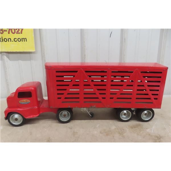 Tonka Pressed Metal Livestock Hauler Truck & Trailer, C. 1950s, 22" Long