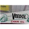 Image 4 : Veedol Chain Oil Metal Tin Sign W/ Chainsaw Graphic, Barker Mfg, C. 1950s–1960s, 32" Up To 12"