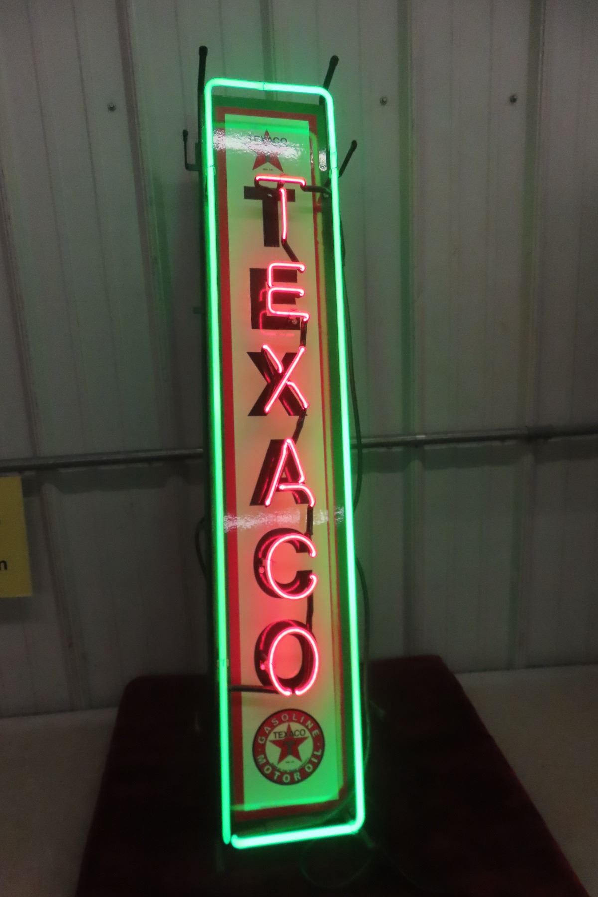 NeonPro Texaco Light-Up Vertical Neon Sign, 8