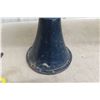 Image 3 : 2 Vintage Café Swivel Stools with Cast Base 