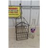 Image 8 : Service Station Carry 6 Bottle Oil Rack Fina with 1 Quart Oil Bottle 