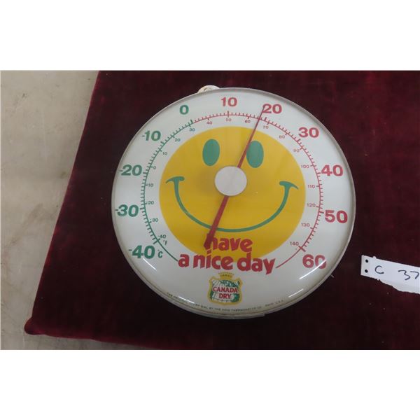 Canada Dry Thermometer 12'' Diameter Plastic Lens Original 