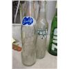 Image 7 : 16 Old Pop Bottles: Crush, 7up, Pepsi, Wynola, Frostie, Stubby, Drewrys,